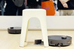 <strong>全球高端第一的逃觅扫地机举办新品发布</strong>